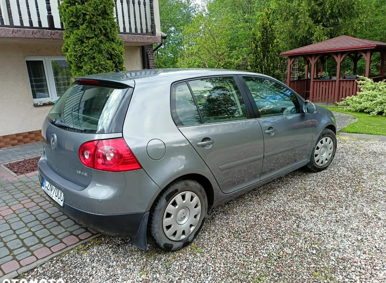 Volkswagen Golf cena 16000 przebieg: 143000, rok produkcji 2007 z Żnin małe 92